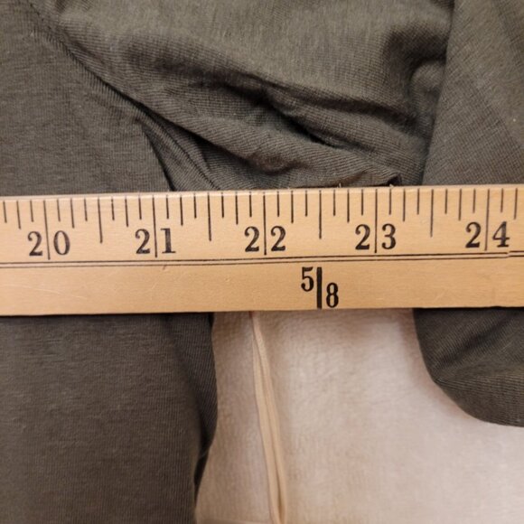 Olive, cotton, long-sleeved, a.n.a. women's top. NWT, Size XXL - Picture 4 of 6